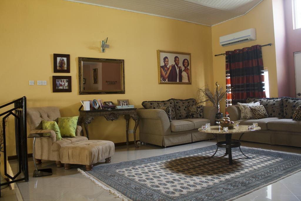 Quest Lodge Accra Eksteriør bilde