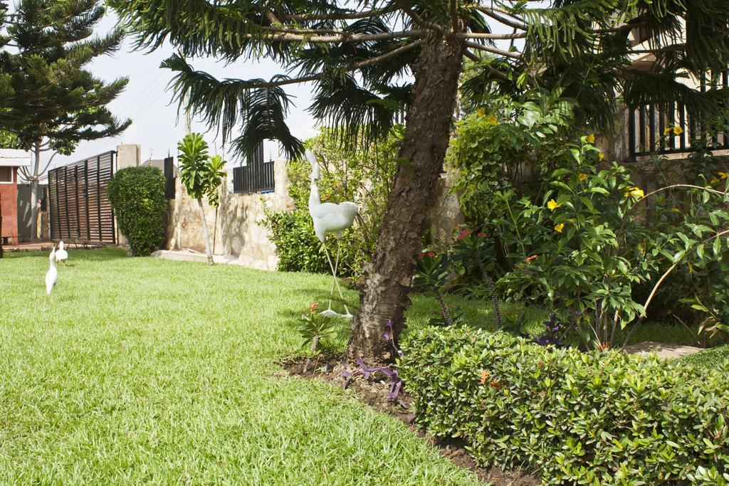 Quest Lodge Accra Eksteriør bilde