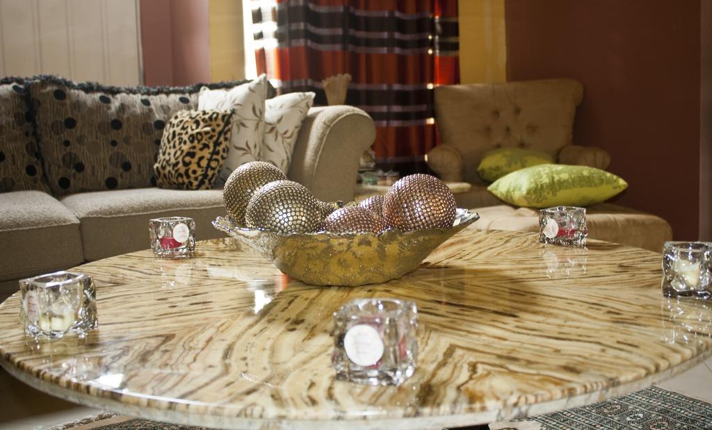 Quest Lodge Accra Eksteriør bilde