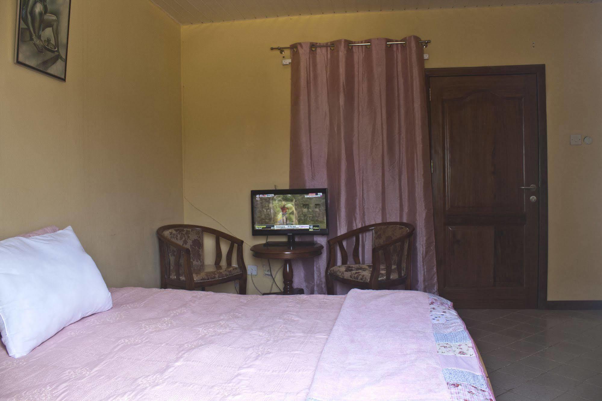 Quest Lodge Accra Eksteriør bilde